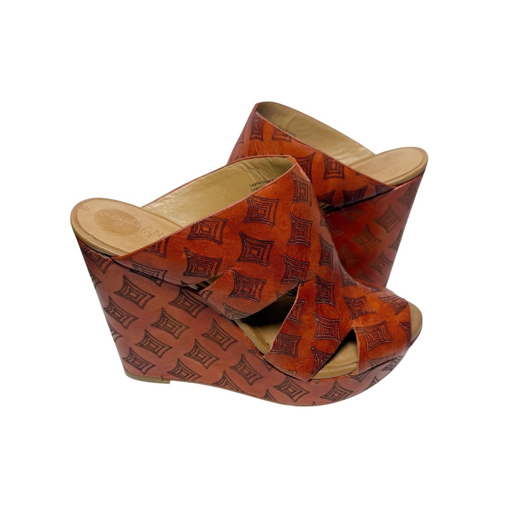 EIGHT FIFTEEN Brown Tooled Leather Peep Toe Platform Wedge‎ Mule Sandals Size 8